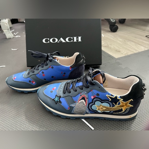 Coach - Runner SHARKY- Sneakers 8.5 Ladies - RARE - PERFECT condition - Picture 1 of 5